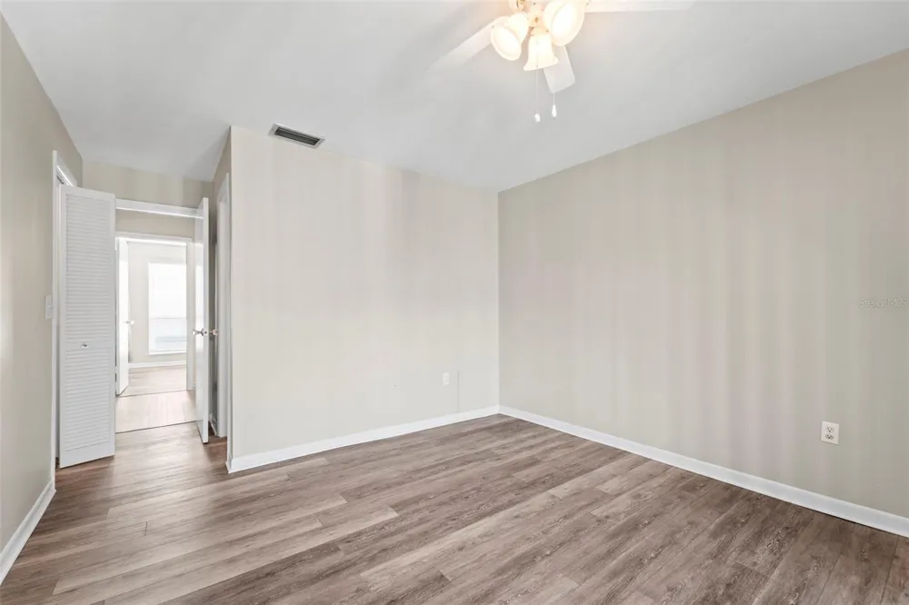 1 WINDRUSH BOULEVARD #24 Indian Rocks Beach, FL 33785