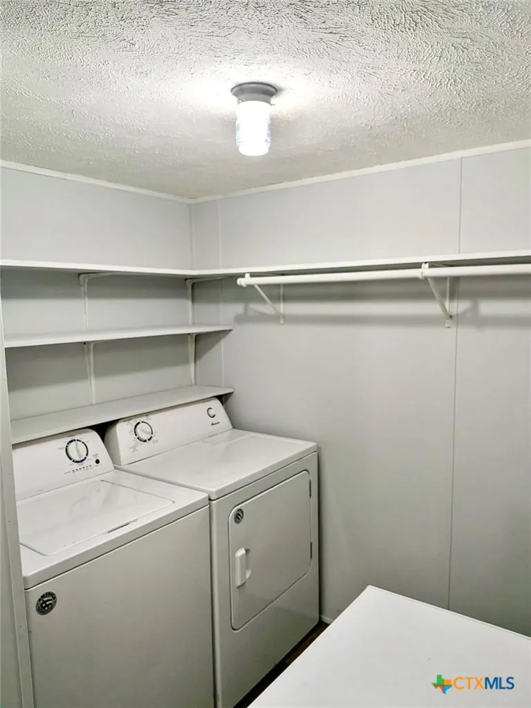 1535 Bayview Drive Palacios, TX 77465