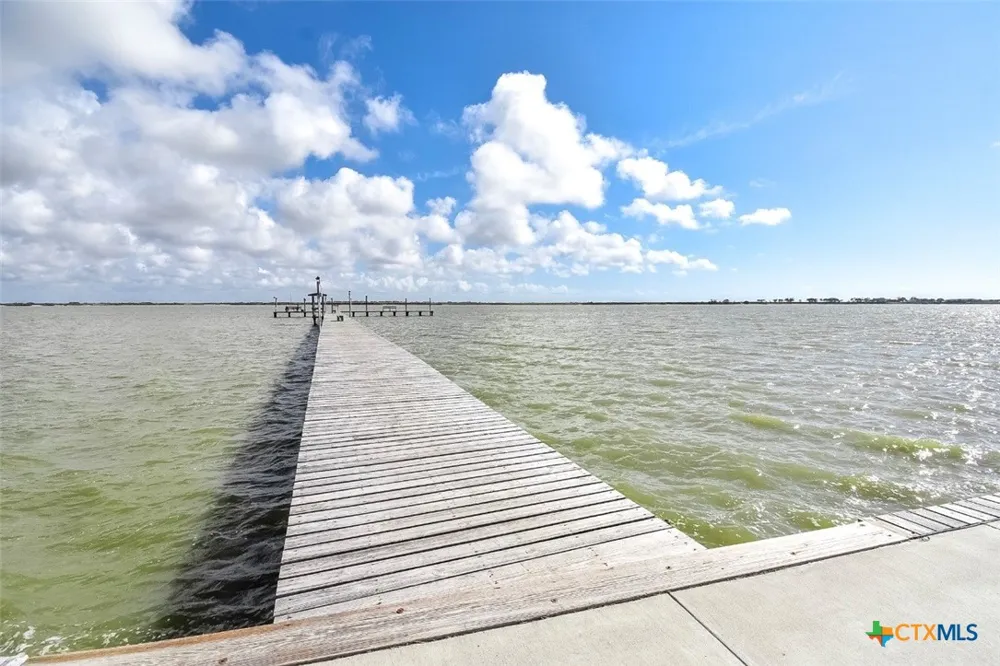 1535 Bayview Drive Palacios, TX 77465