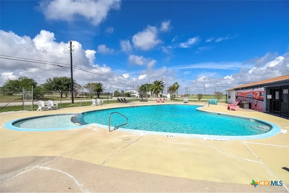 1535 Bayview Drive Palacios, TX 77465