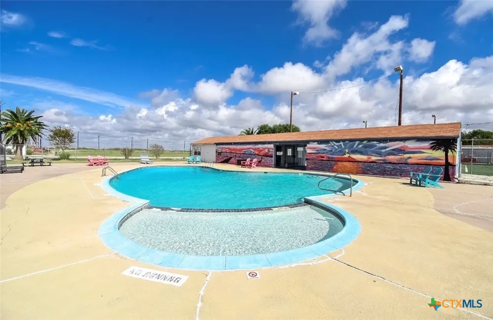 1535 Bayview Drive Palacios, TX 77465