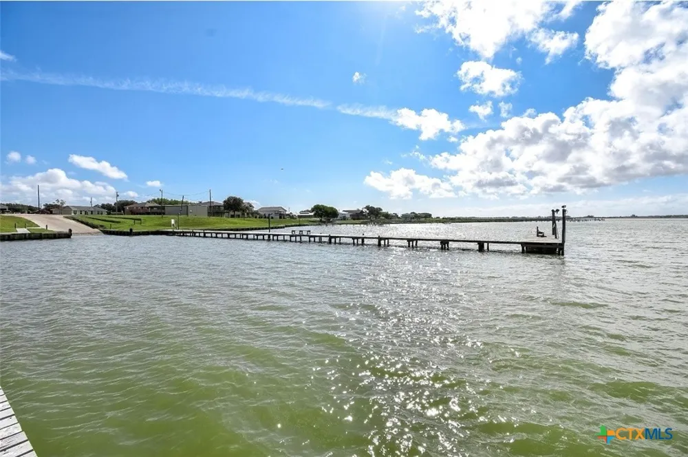 1535 Bayview Drive Palacios, TX 77465