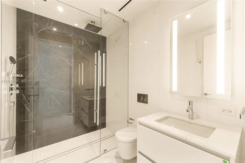 300 Biscayne Boulevard Way #2103C Miami, FL 33131