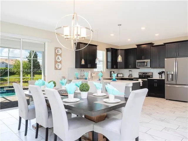 1568 MAIDSTONE CT, Other City - In The State Of Florida, FL 33896