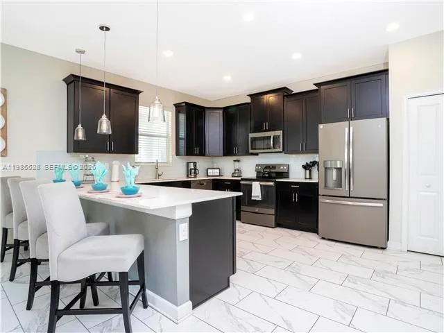 1568 MAIDSTONE CT, Other City - In The State Of Florida, FL 33896