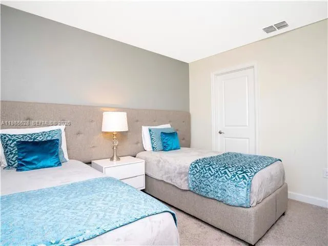 1568 MAIDSTONE CT, Other City - In The State Of Florida, FL 33896