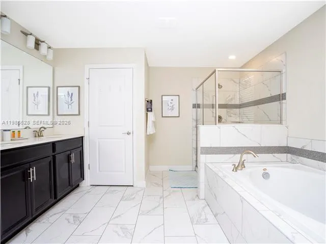 1568 MAIDSTONE CT, Other City - In The State Of Florida, FL 33896