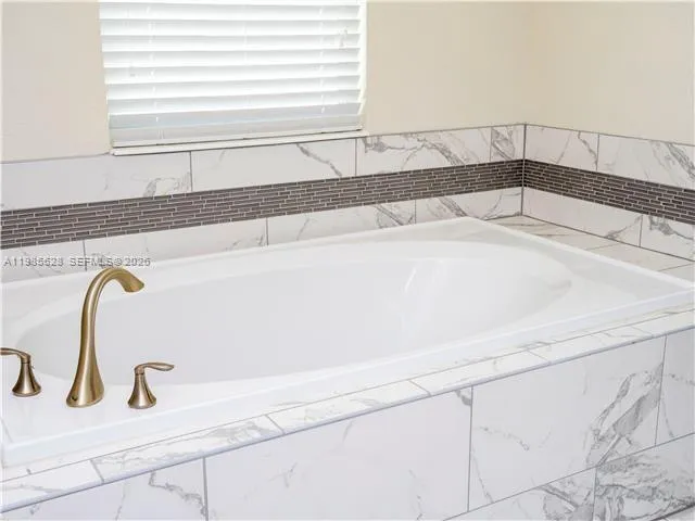 1568 MAIDSTONE CT, Other City - In The State Of Florida, FL 33896
