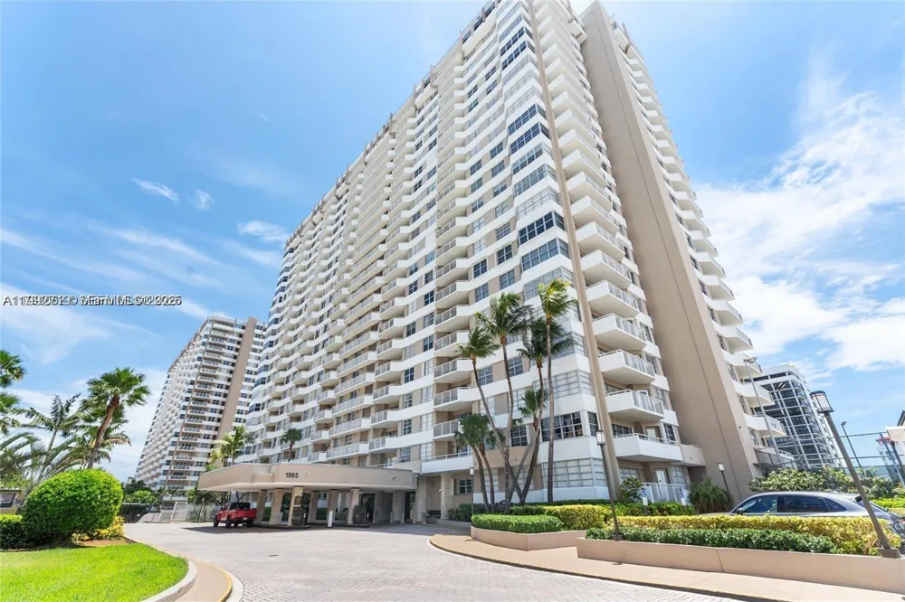 1985 S Ocean Dr #12J Hallandale Beach, FL 33009