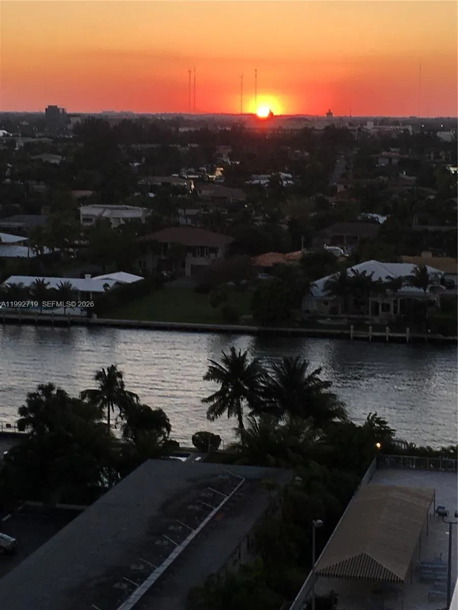 1985 S Ocean Dr #12J Hallandale Beach, FL 33009