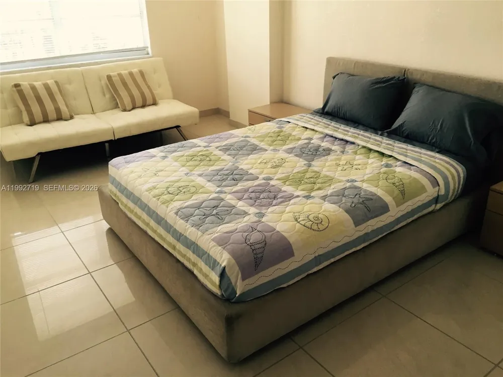 1985 S Ocean Dr #12J Hallandale Beach, FL 33009