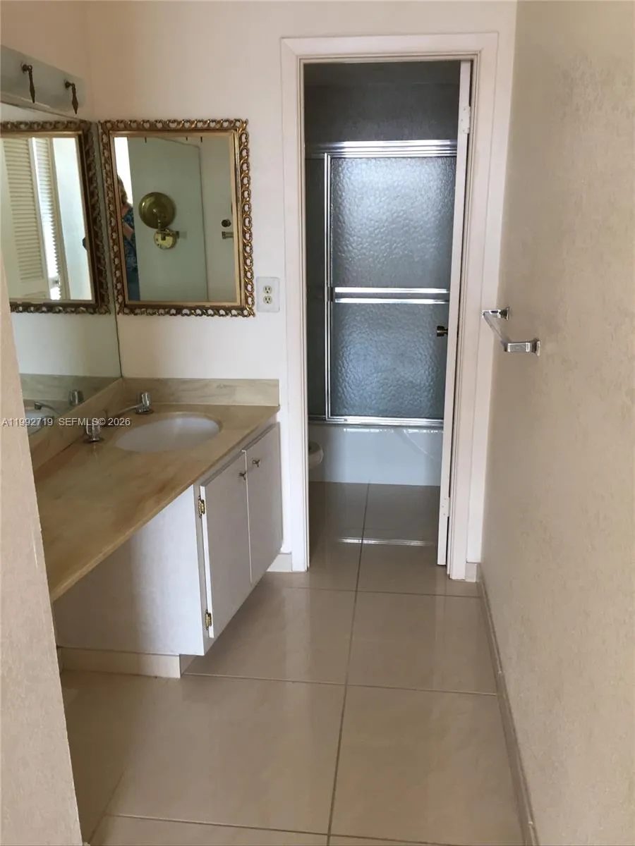 1985 S Ocean Dr #12J Hallandale Beach, FL 33009