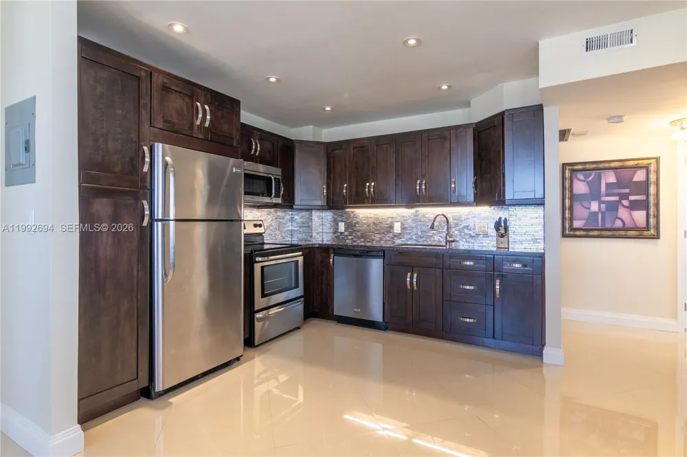 1965 S Ocean Dr #9F Hallandale Beach, FL 33009