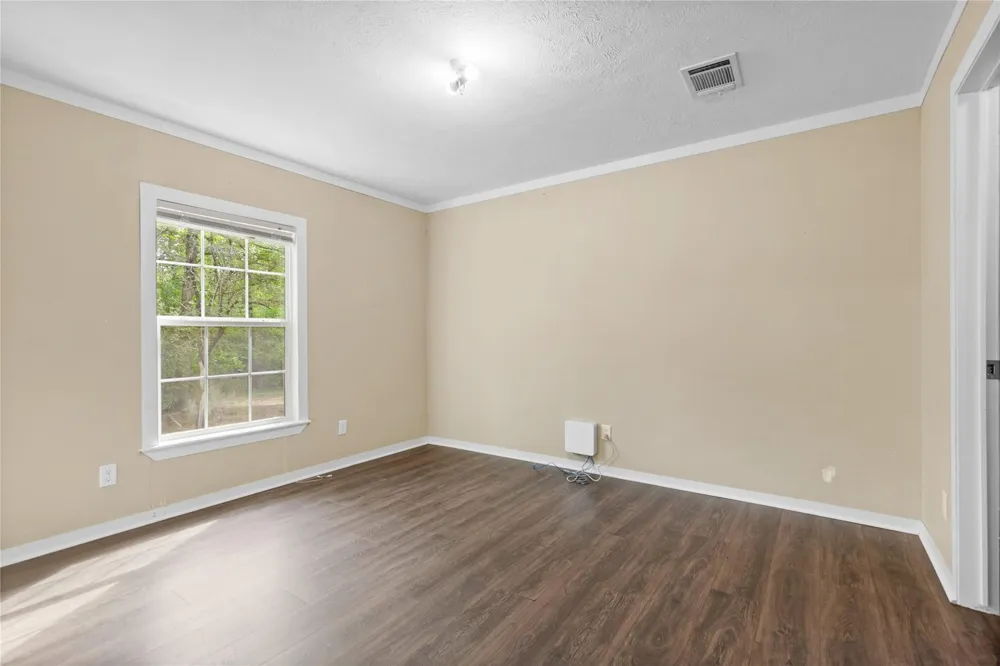141 Leaning Oak Drive Point Blank, TX 77364