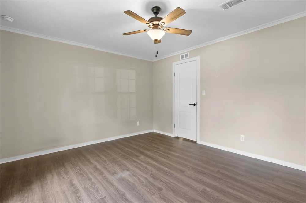 141 Leaning Oak Drive Point Blank, TX 77364