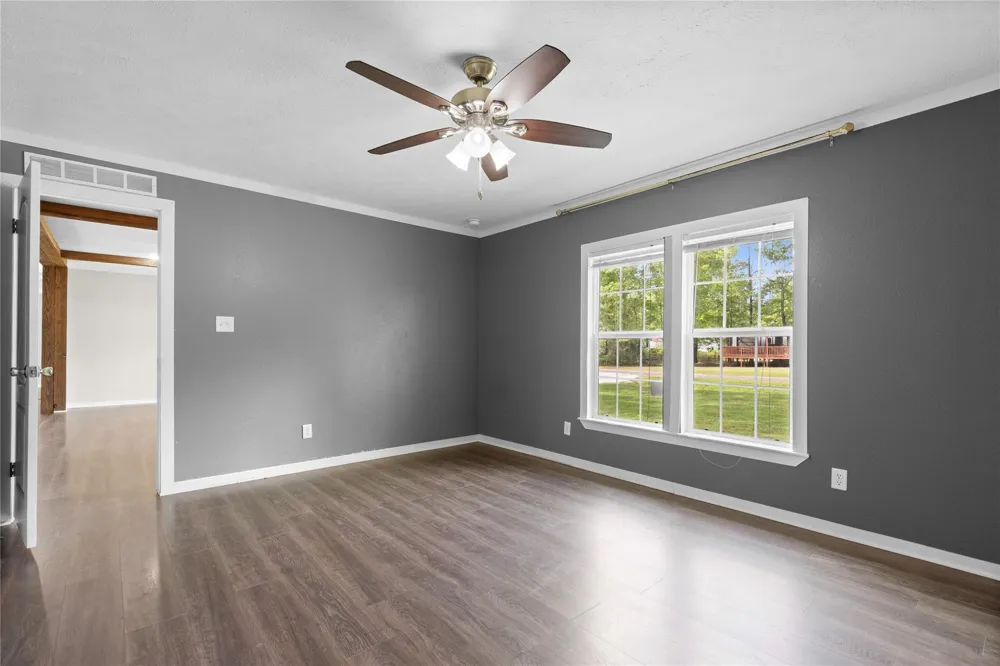 141 Leaning Oak Drive Point Blank, TX 77364