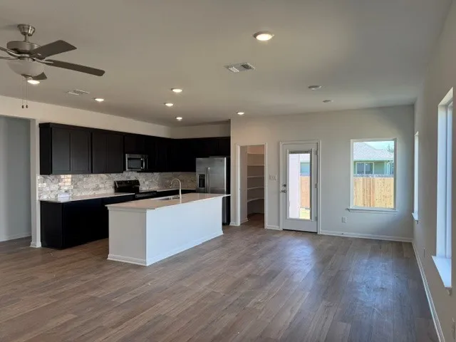 112 Mathew Street Bertram, TX 78605