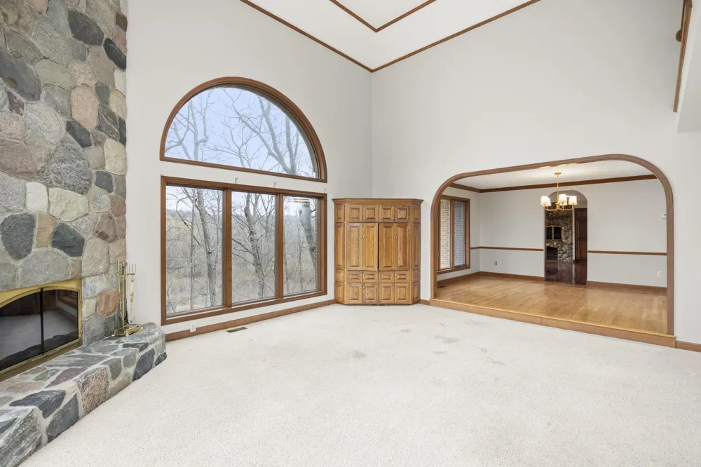 1260 Silverbell Road Rochester, MI 48306