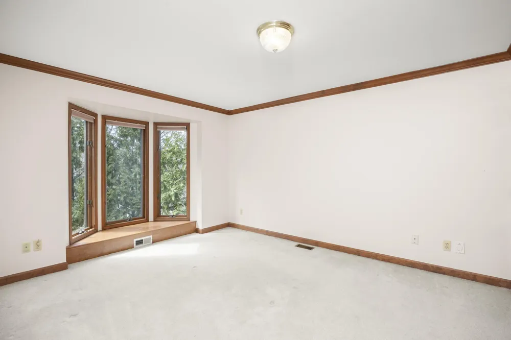 1260 Silverbell Road Rochester, MI 48306