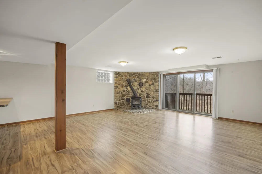 1260 Silverbell Road Rochester, MI 48306