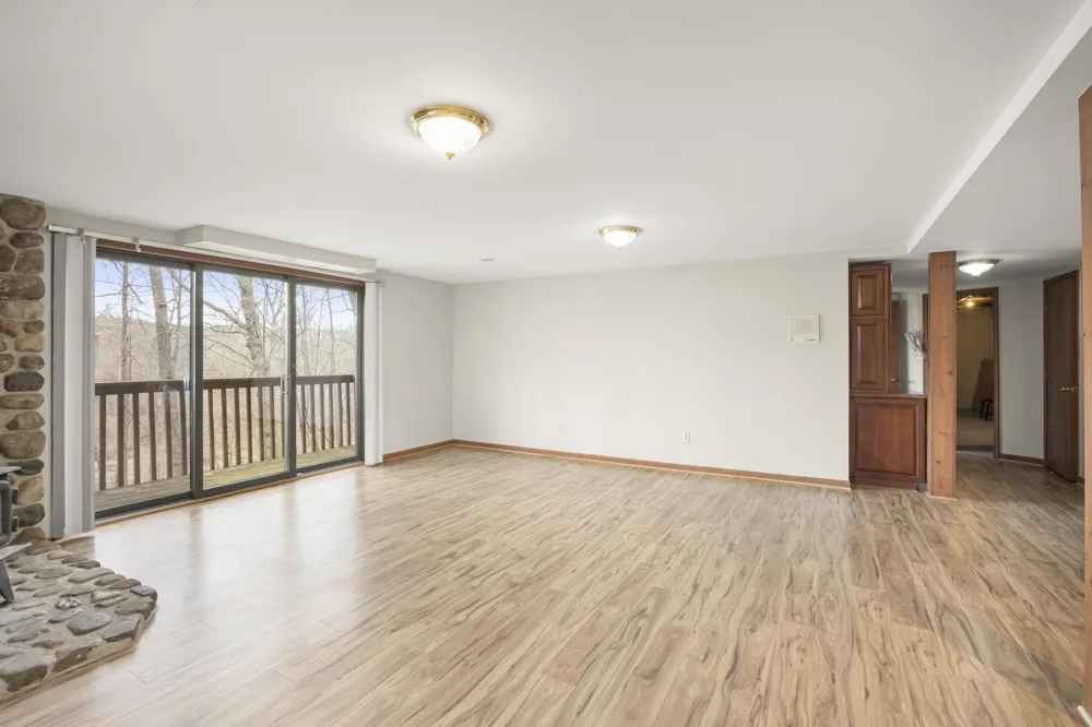 1260 Silverbell Road Rochester, MI 48306