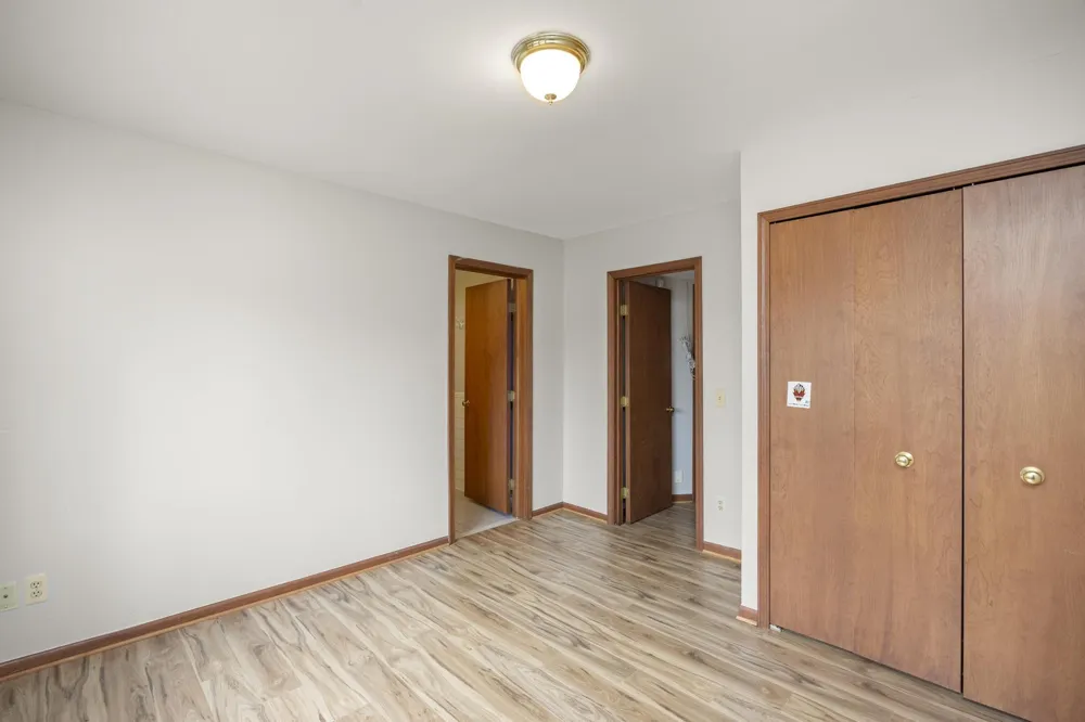 1260 Silverbell Road Rochester, MI 48306