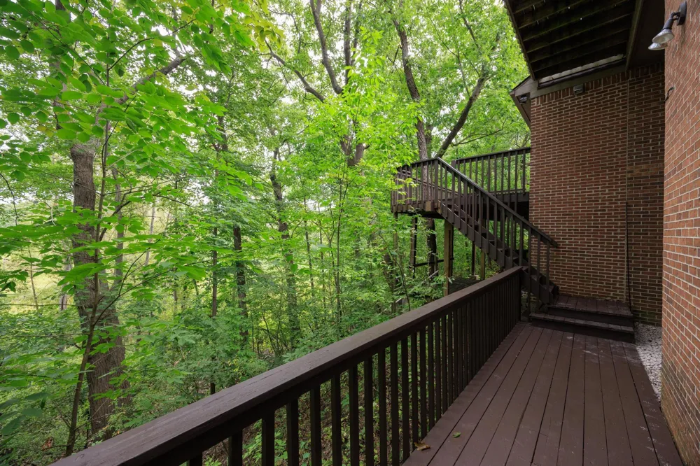 1260 Silverbell Road Rochester, MI 48306