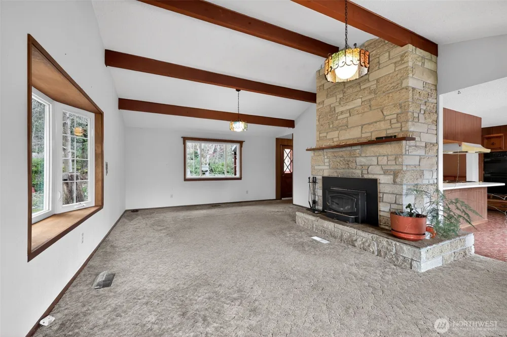716 Garden Hill Rd Elma, WA 98541
