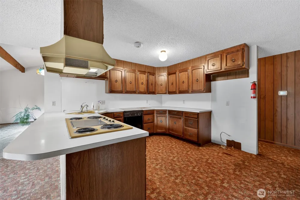 716 Garden Hill Rd Elma, WA 98541