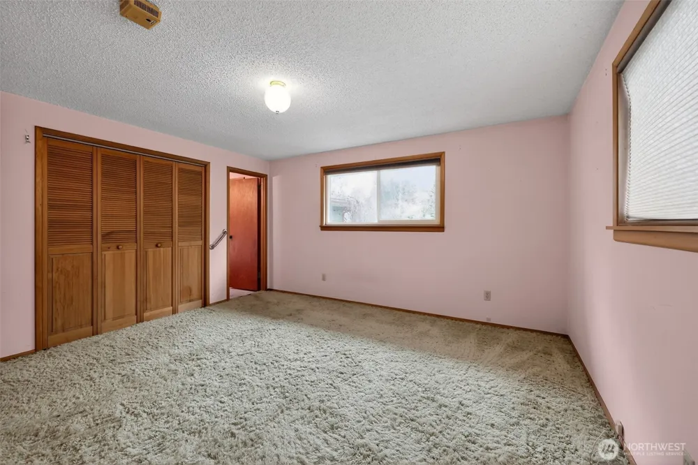 716 Garden Hill Rd Elma, WA 98541