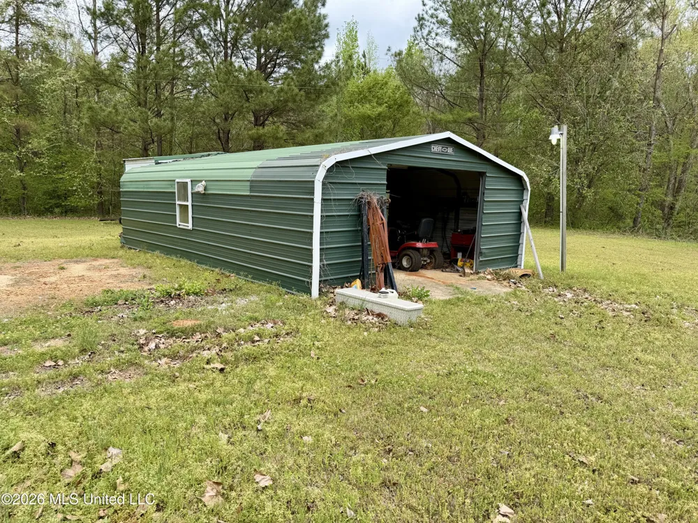 1861 Highway 25 Carthage, MS 39051