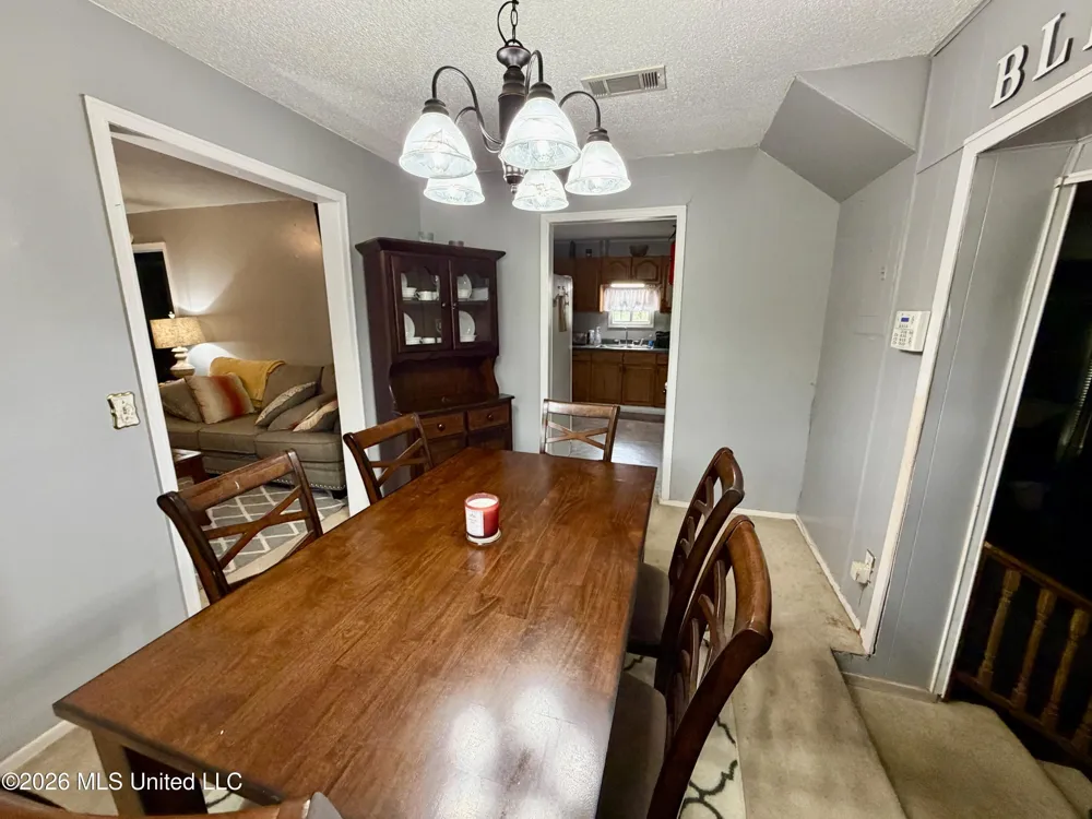 1861 Highway 25 Carthage, MS 39051