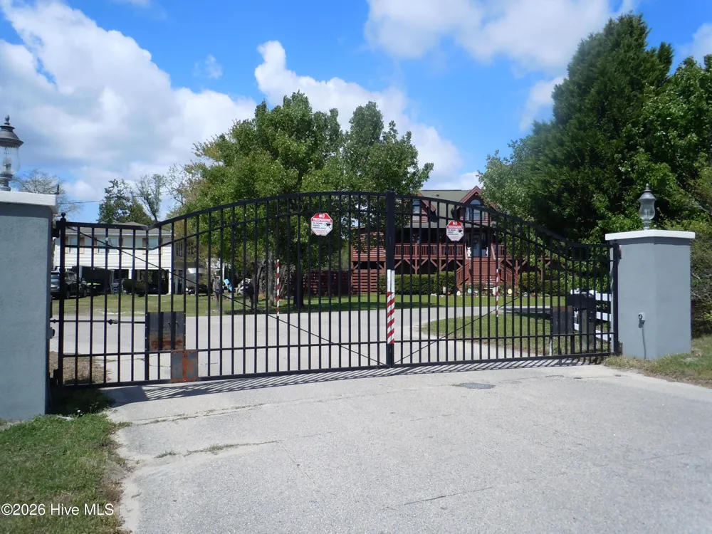 9870 Rivergate Road NW Ash, NC 28420