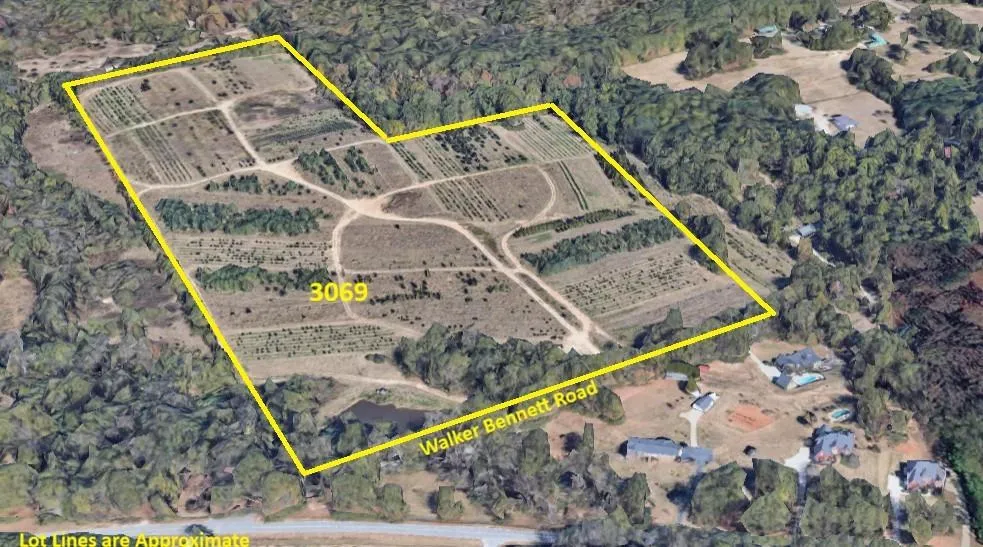 6039 Walker Bennett Road Loganville, GA 30052