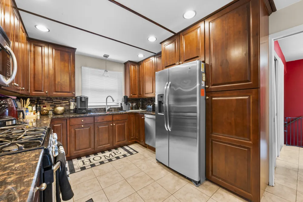 4376 Knightsbridge Lane West Bloomfield, MI 48323