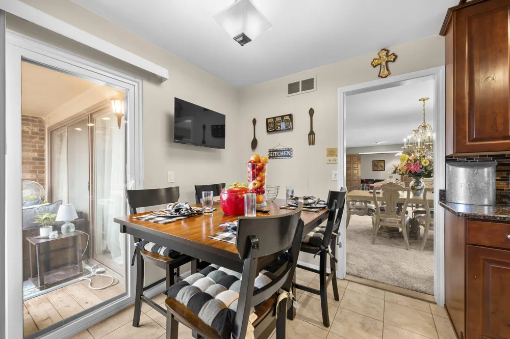 4376 Knightsbridge Lane West Bloomfield, MI 48323