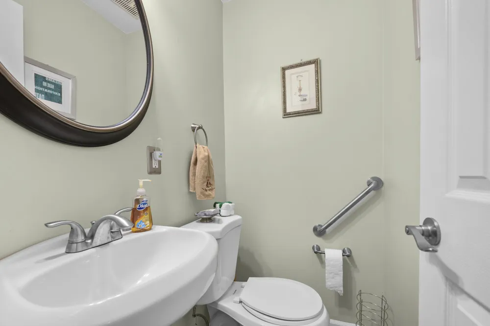 4376 Knightsbridge Lane West Bloomfield, MI 48323