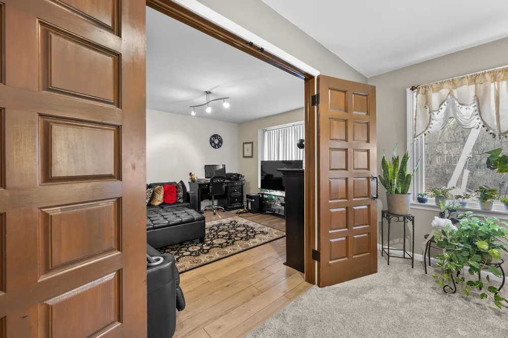 4376 Knightsbridge Lane West Bloomfield, MI 48323