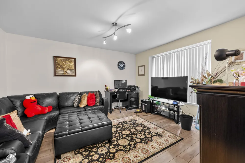 4376 Knightsbridge Lane West Bloomfield, MI 48323
