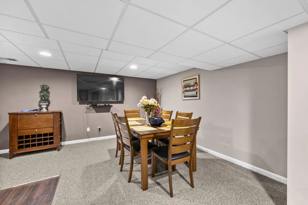 4376 Knightsbridge Lane West Bloomfield, MI 48323