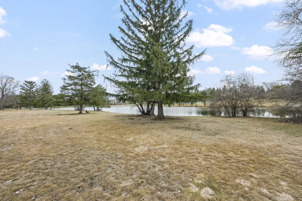 4376 Knightsbridge Lane West Bloomfield, MI 48323