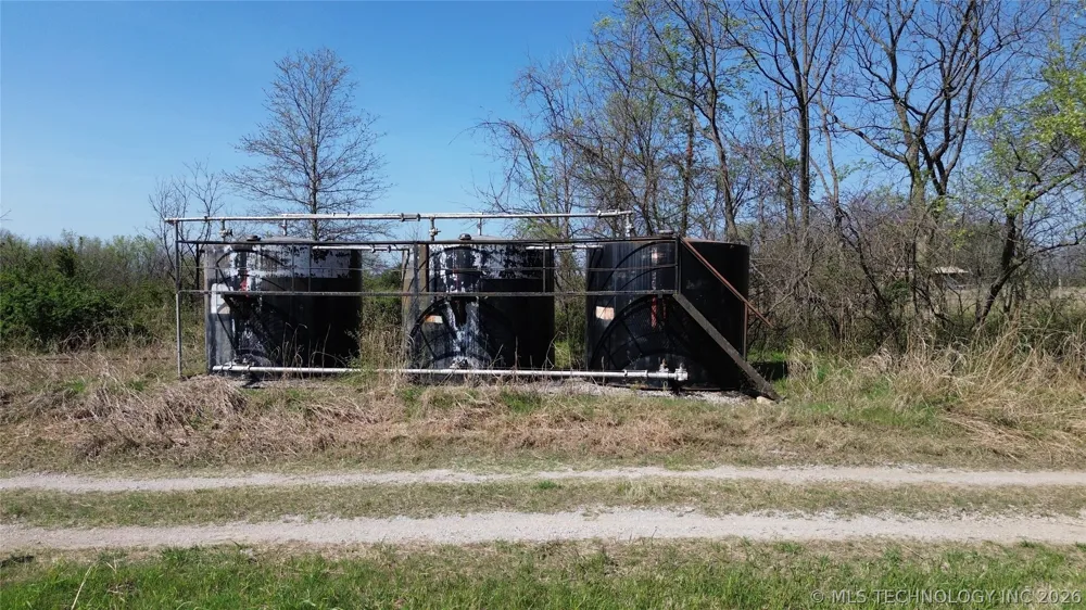 39201 4000 ROAD Collinsville, OK 74021