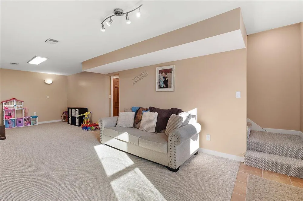 12880 Jordan Meadows Court NE Vergennes Township, MI 49331