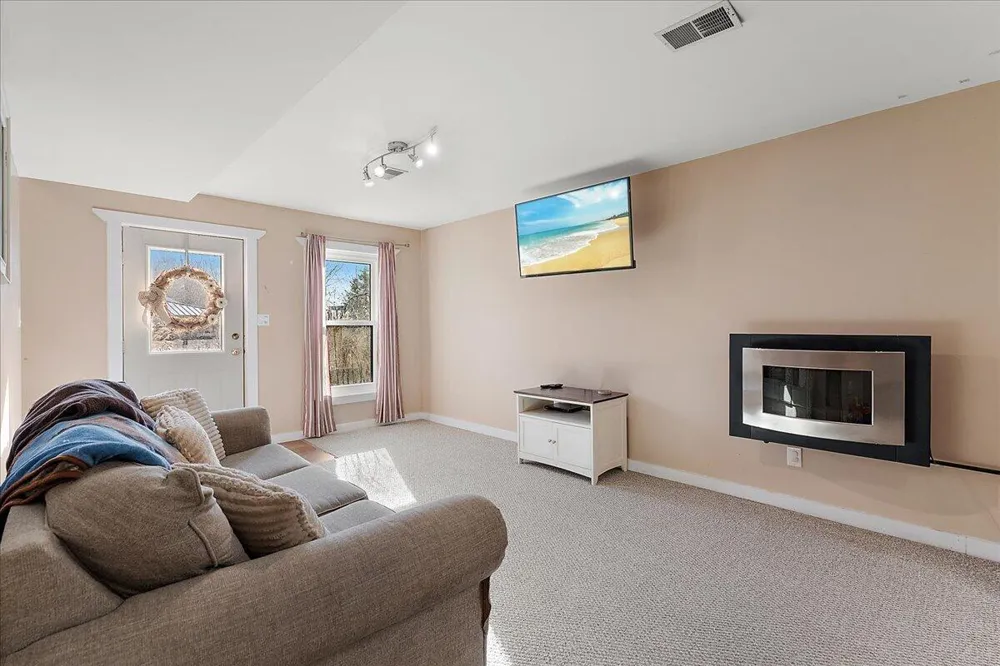 12880 Jordan Meadows Court NE Vergennes Township, MI 49331