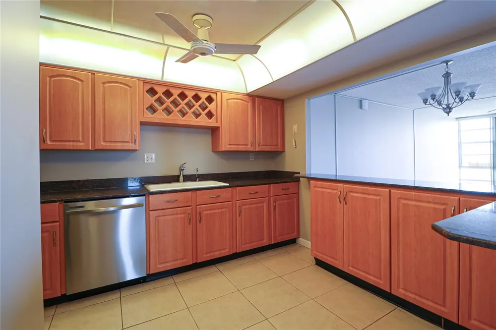 7400 SUN ISLAND DRIVE S #501 South Pasadena, FL 33707