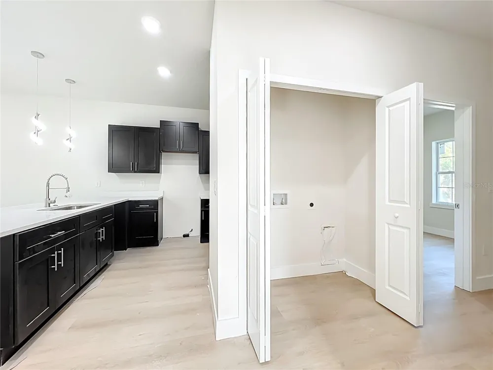 356 W 4TH STREET Apopka, FL 32703
