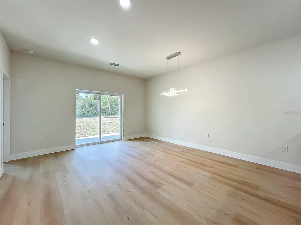 356 W 4TH STREET Apopka, FL 32703