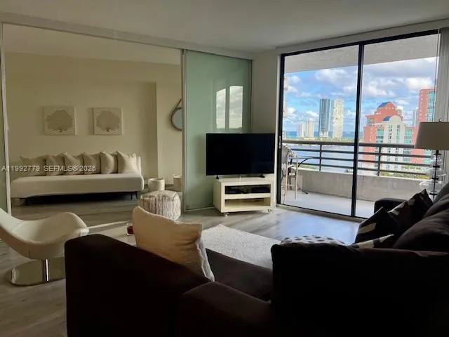 3300 NE 191st St #1916 Aventura, FL 33180