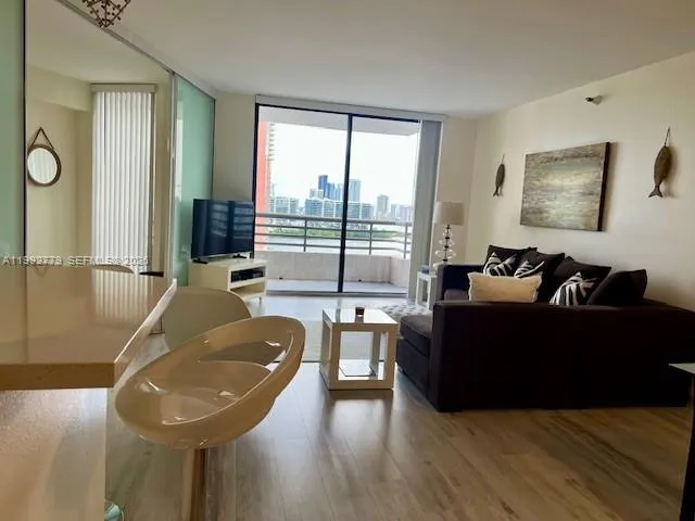3300 NE 191st St #1916 Aventura, FL 33180