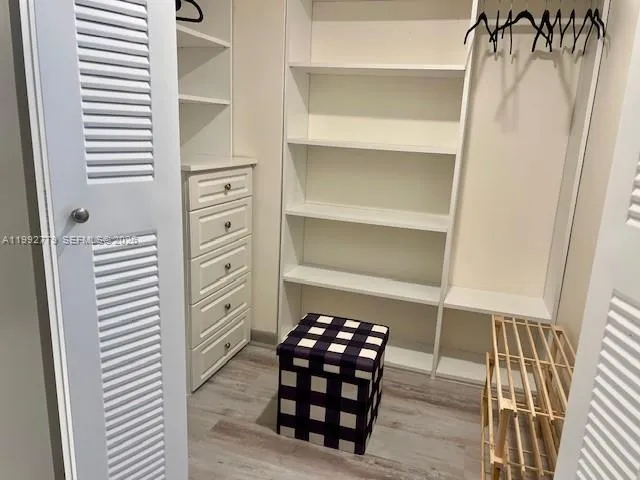 3300 NE 191st St #1916 Aventura, FL 33180